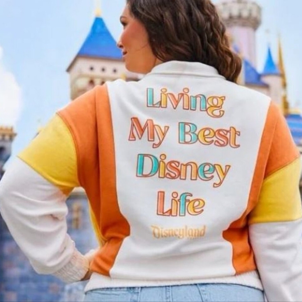 Disney Living My Best Life Pull Over L NWT